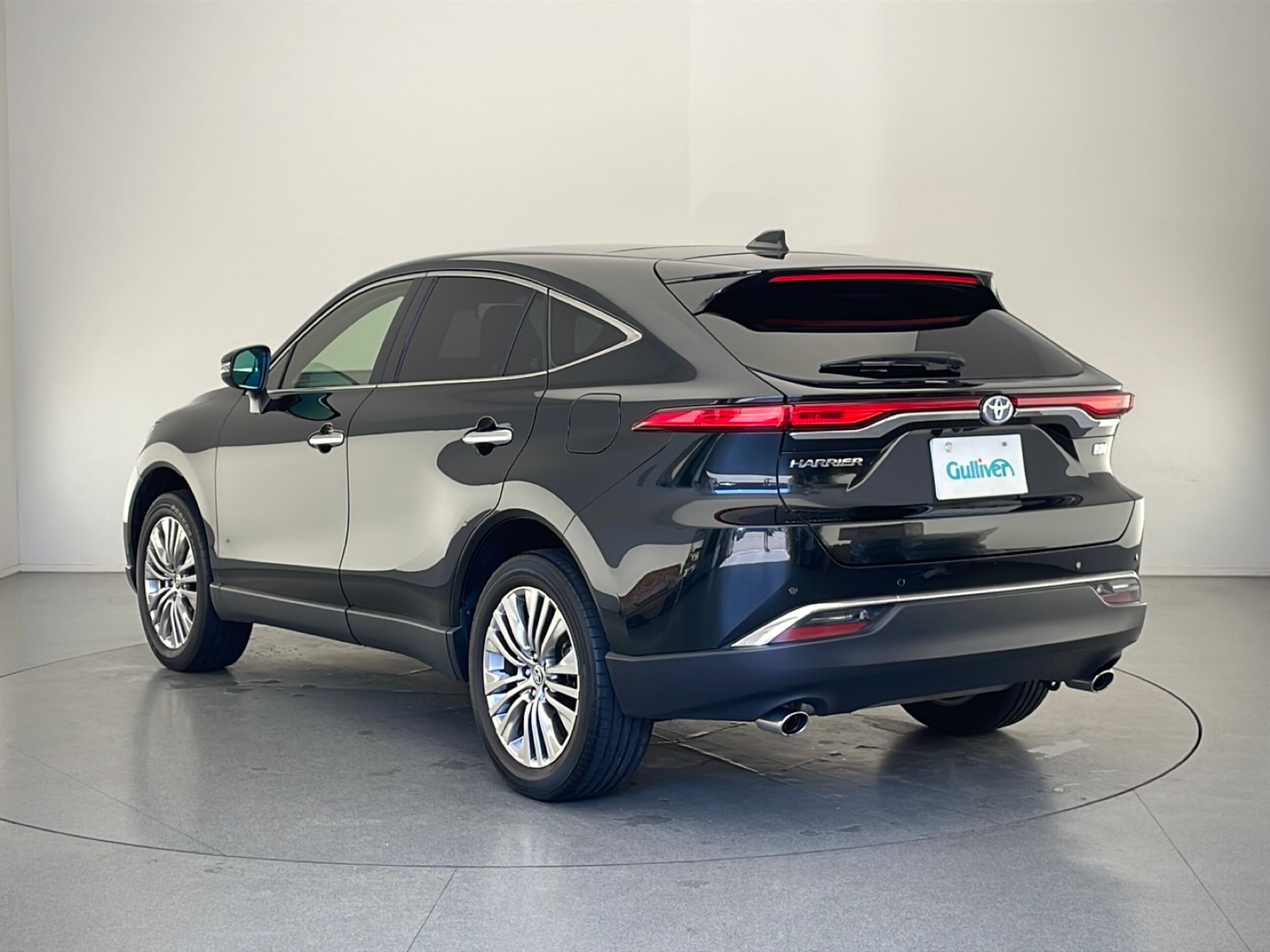 2021 Toyota Harrier — photo 3