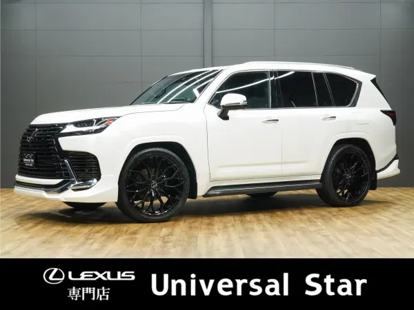 Lexus LX600 4WD Universal Design 24-inch Wheels / One Owner / Non-Smoking / Indoor Storage / Mark Levinson / R-Enter / Modellista Aero & Step / Black Grille / Panoramic View Camera / Wireless Charging / Black Genuine Leather / SR / Digital Mirror / Power Back Door / ETC (Sonic Quartz)
