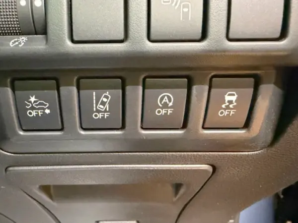 Subaru Legacy Outback 2.5 B Sport 4WD — photo 7