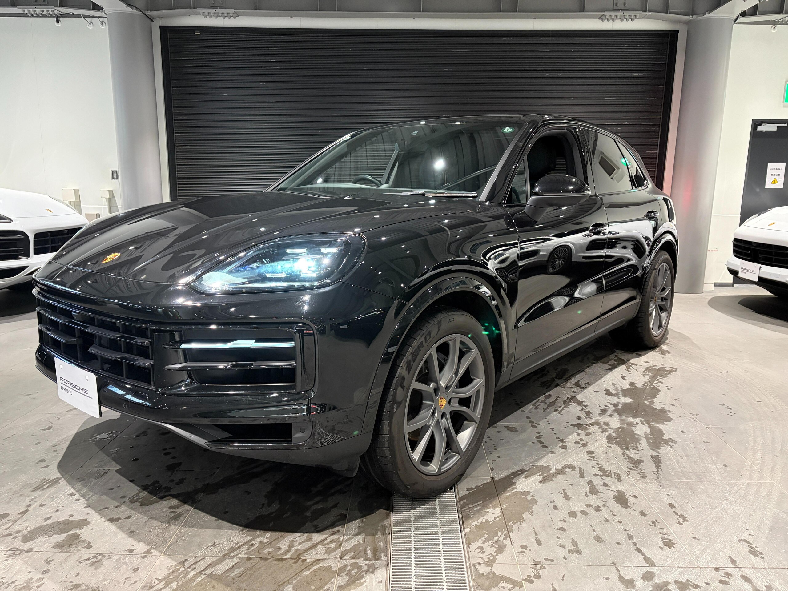 2023 Porsche Cayenne — photo 3