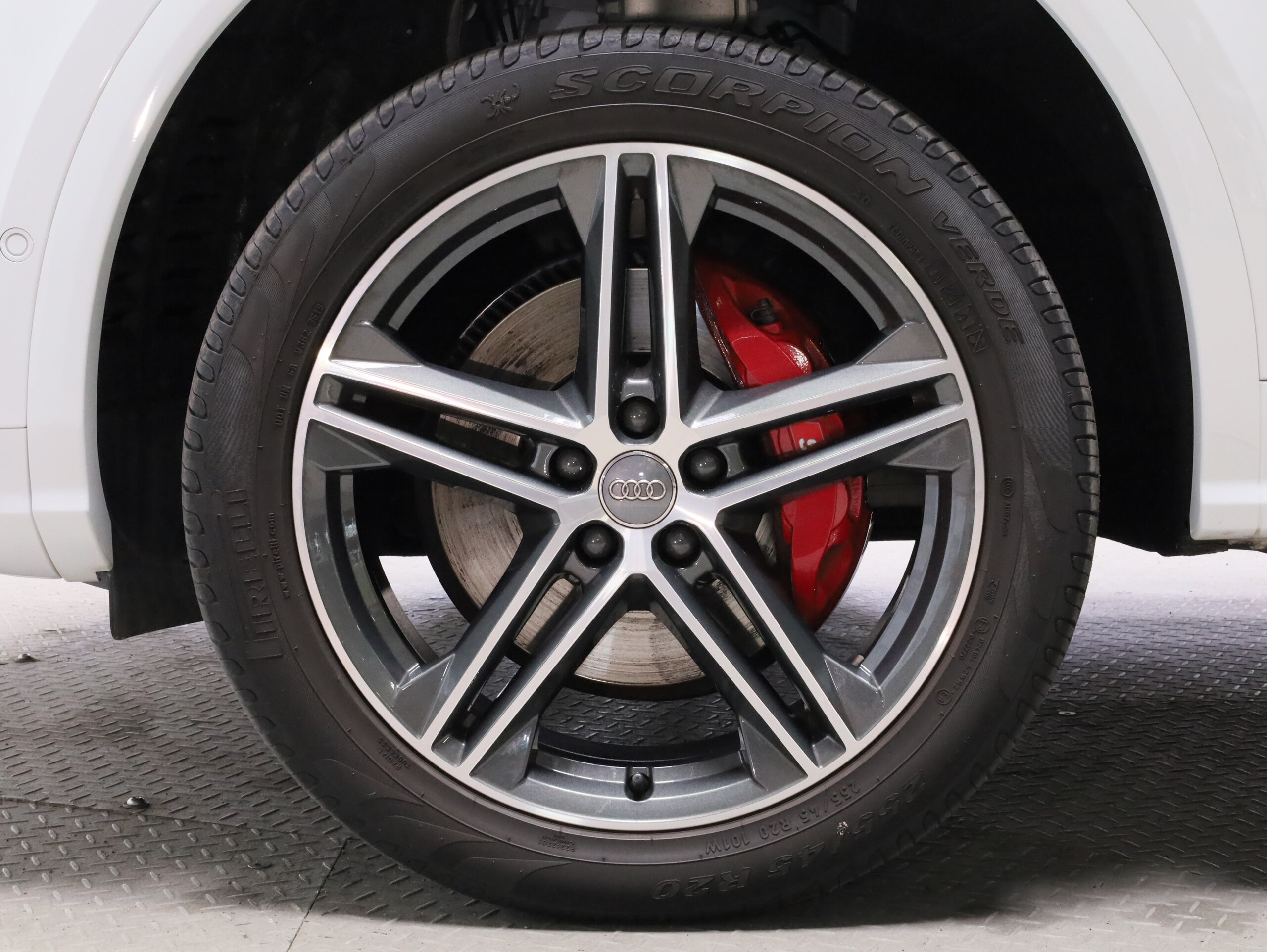 Audi SQ5 3.0 4WD — photo 9