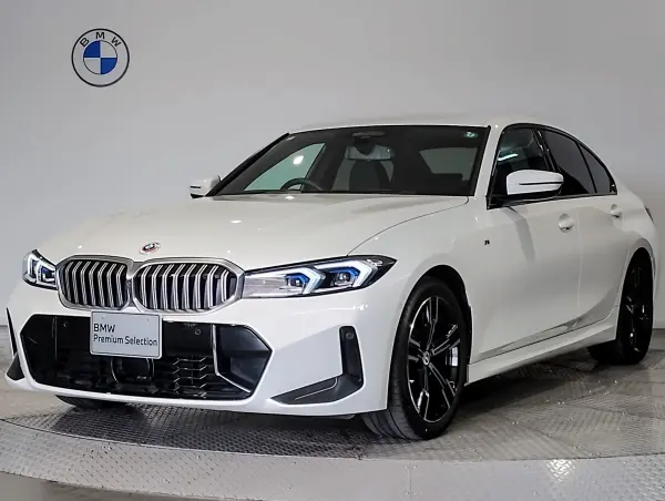 BMW 3 Series 320d xDrive M Sport Diesel Turbo 4WD with Highlight Package, Comfort Package, Vernasca Leather Seats, Lumbar Support, Wood Trim, Auto Trunk, HiFi Speaker System, Parking Assist Plus, Active Protection (Alpine White) — thumbnail 1