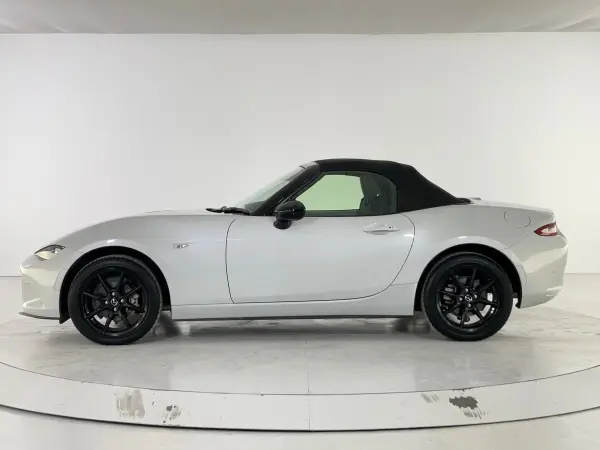 2019 Mazda Roadster — photo 3