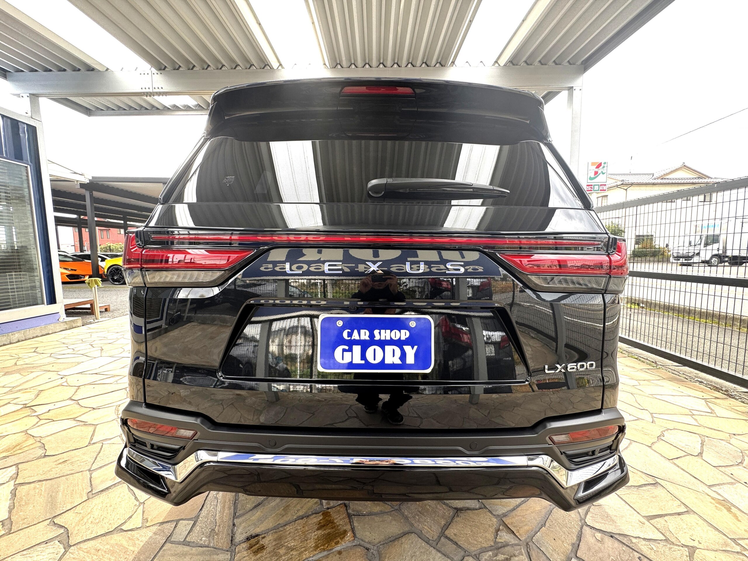 2023 Lexus Lx — photo 3