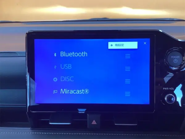 2025 Toyota Noah — photo 3