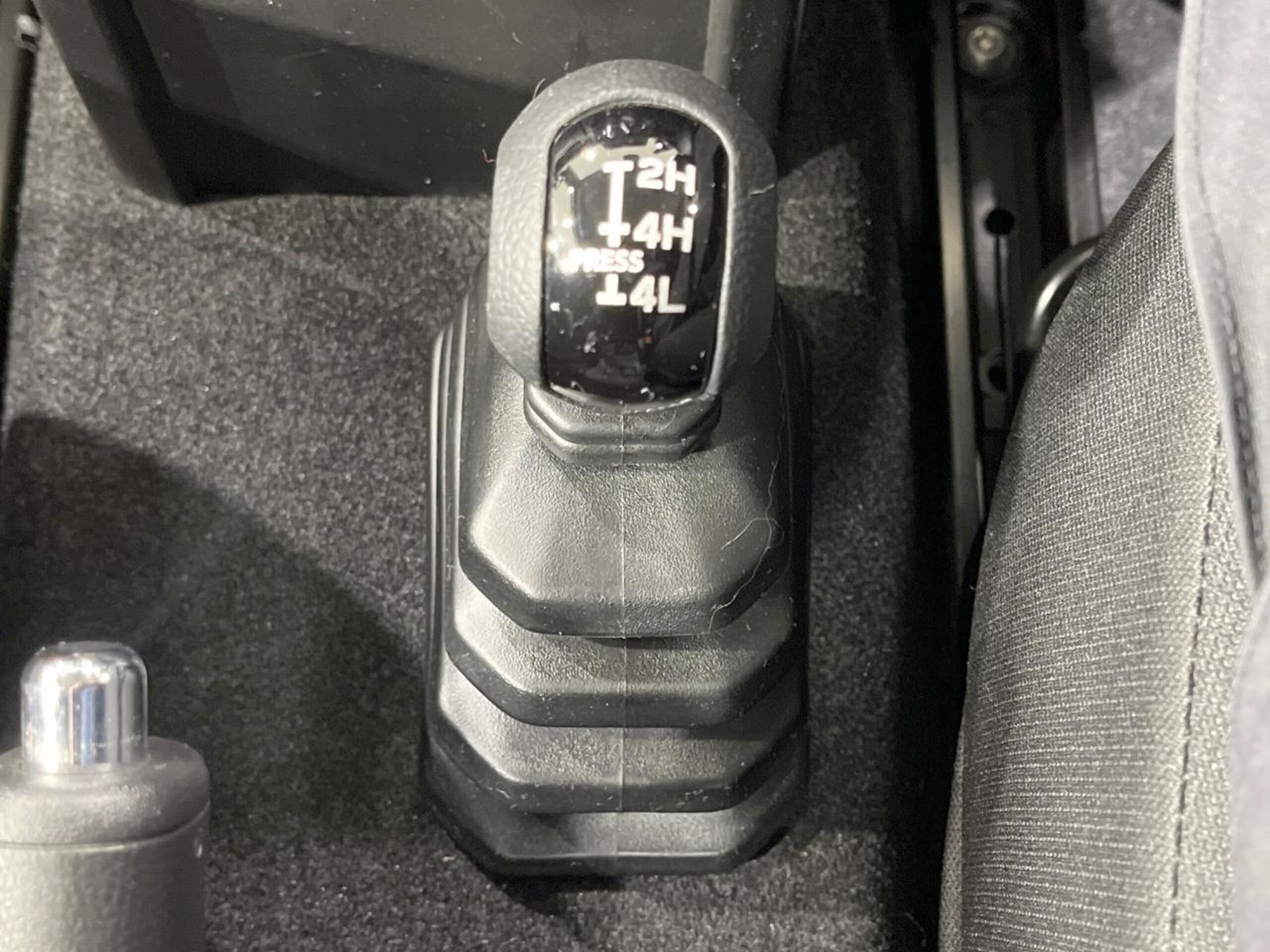 Suzuki Jimny Sierra 1.5 JC 4WD — photo 7