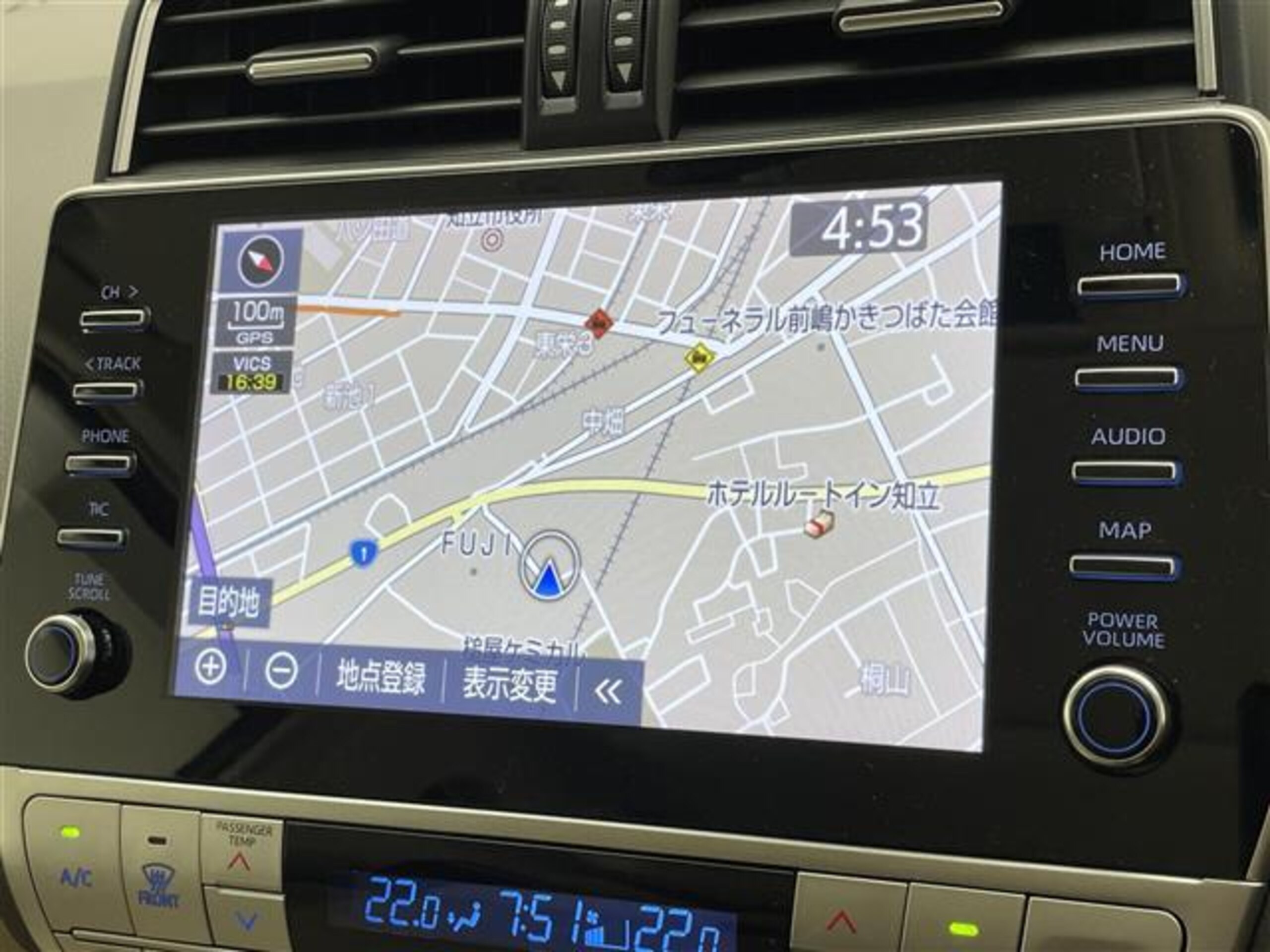 2022 Toyota Landcruiser Prado — photo 3