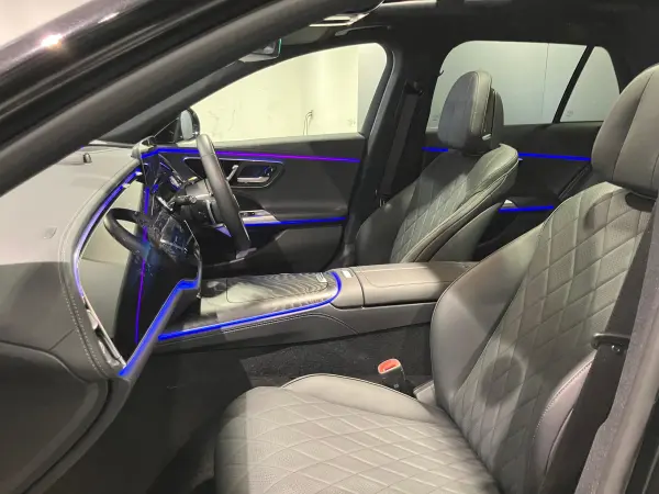 Mercedes-Benz E-Class Wagon E200 Avantgarde AMG Line Package (ISG equipped model) MP202401 Digital Interior Package (Obsidian Black) — photo 9