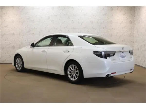 2018 Toyota Mark  X — photo 9 | Tuminion Kenya