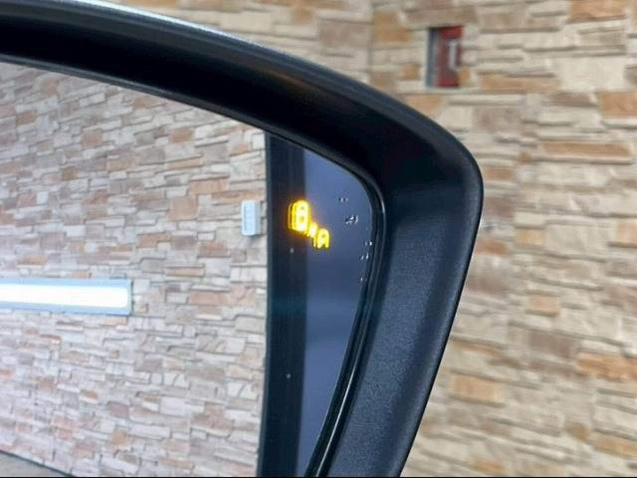 Mitsubishi Eclipse Cross PHEV 2.4 P 4WD — photo 8