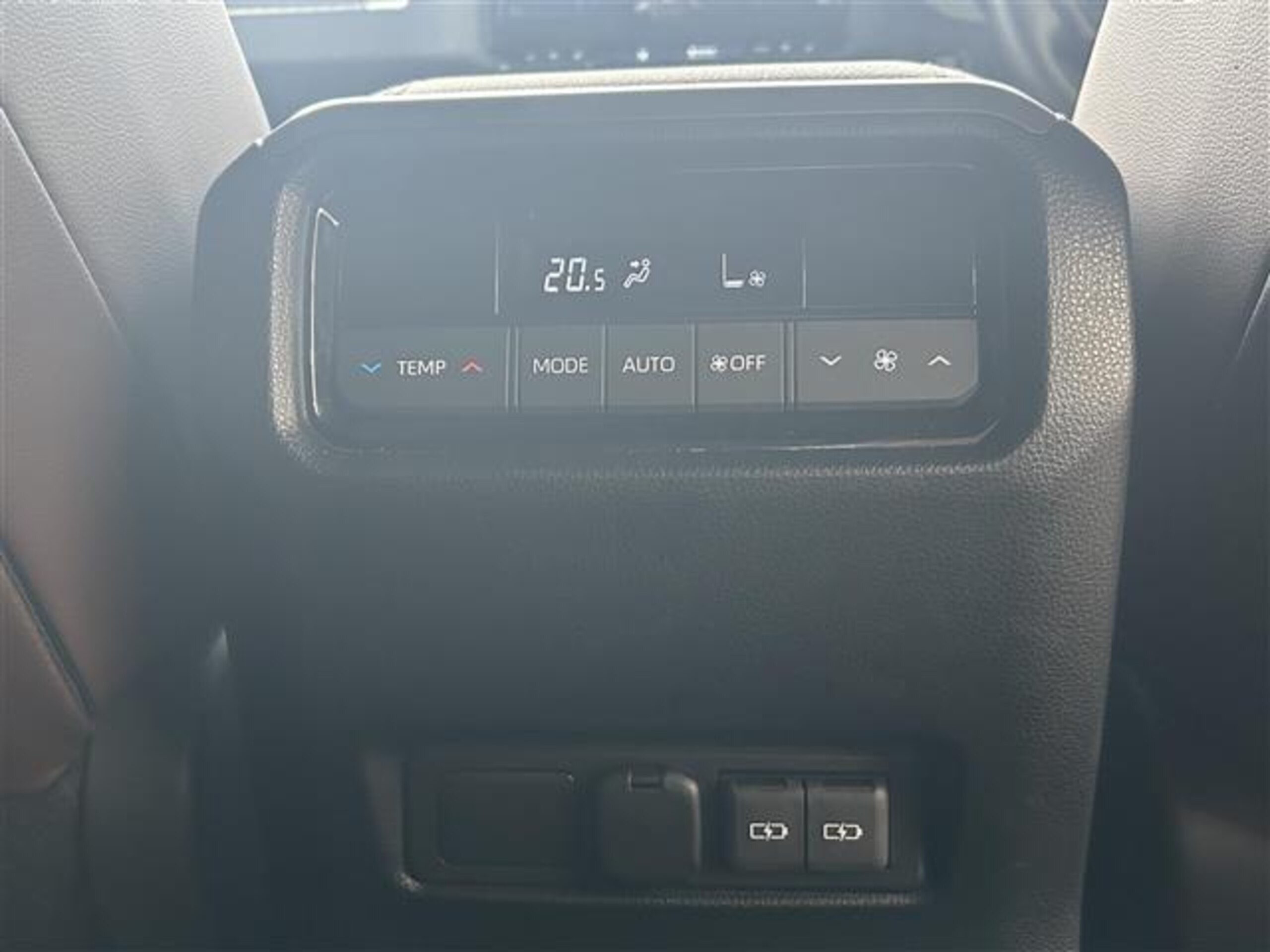 Toyota Land Cruiser 250 2.7 VX First Edition 4WD — photo 8