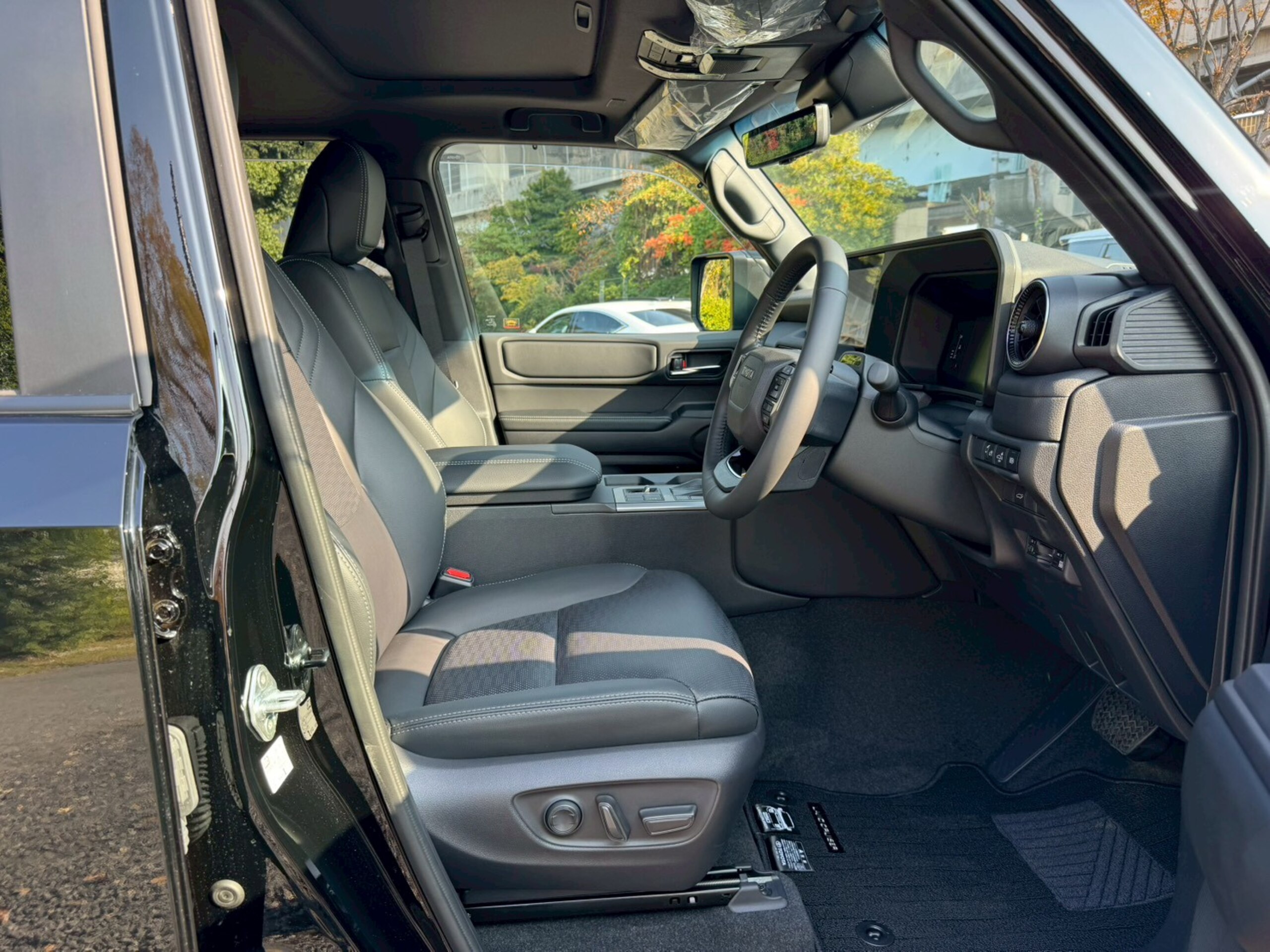 Toyota Land Cruiser 250 2.7 VX 4WD — photo 9