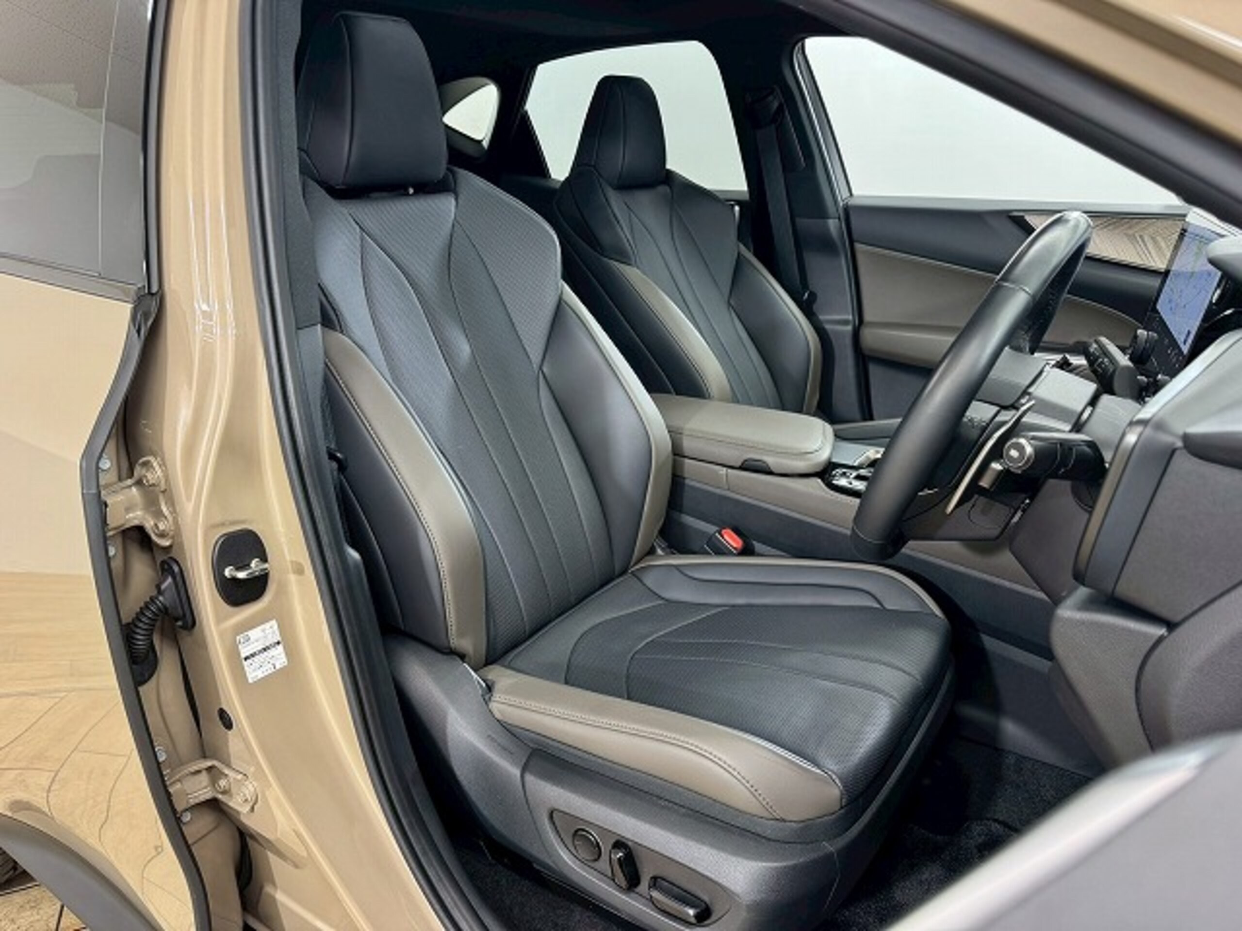 Lexus NX 350 OverTrail 4WD — photo 7