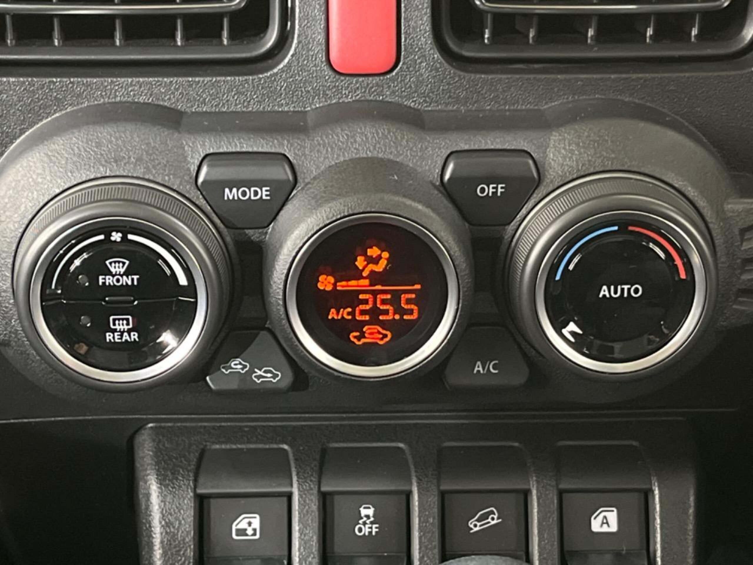 Suzuki Jimny Sierra 1.5 JC 4WD — photo 7