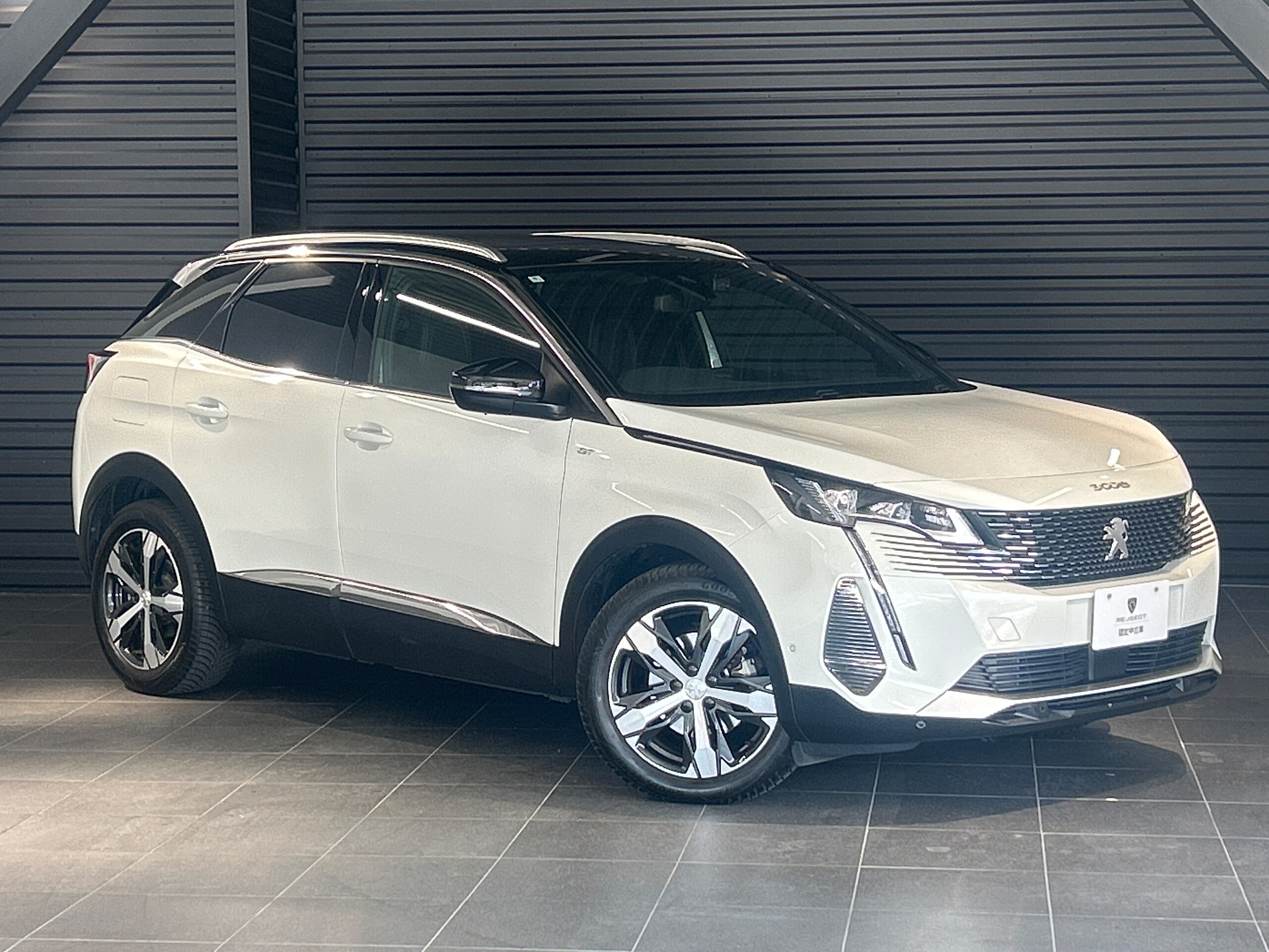 Peugeot 3008 GT BlueHDi Diesel Turbo — photo 9