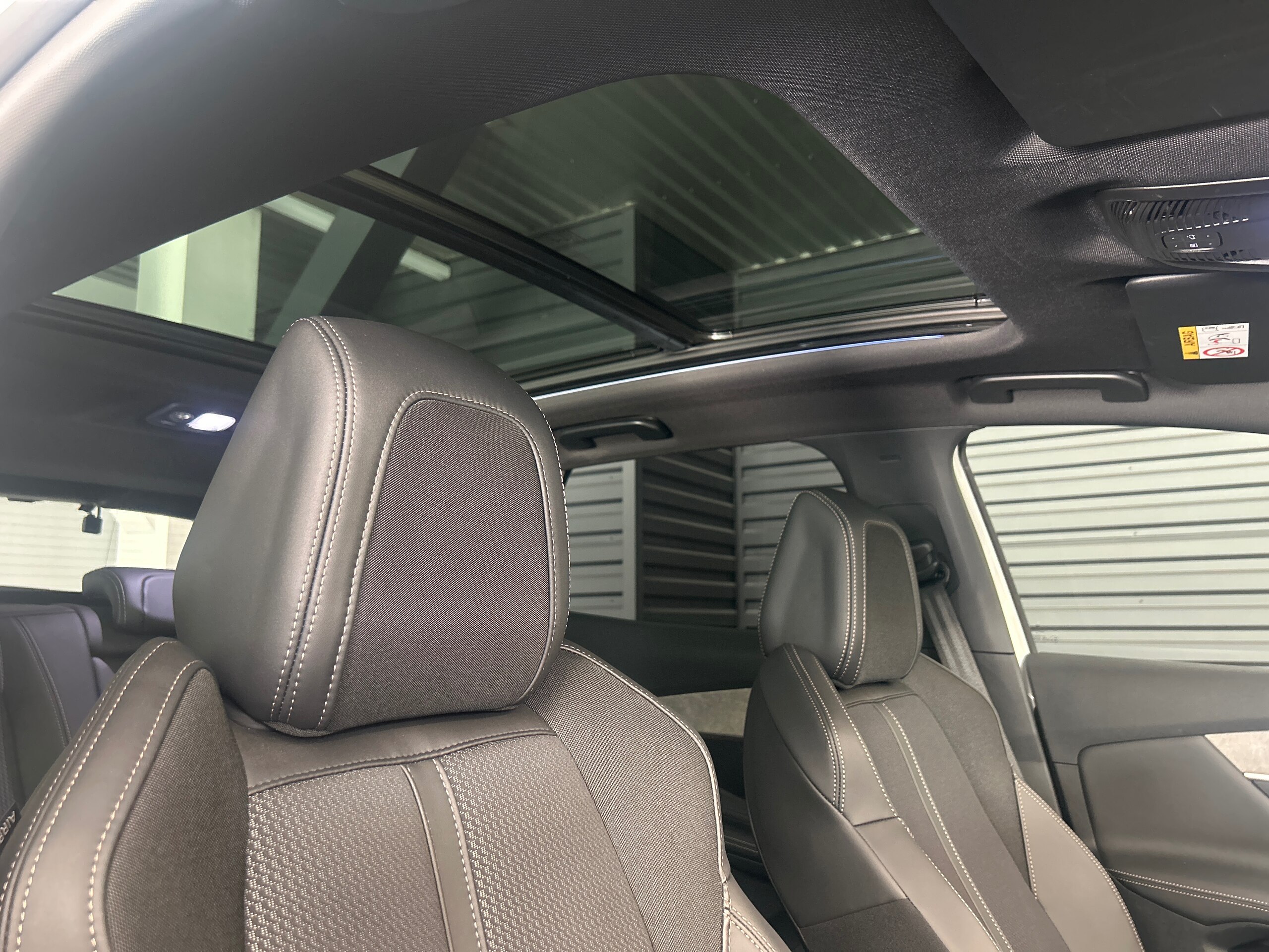 Peugeot 3008 GT BlueHDi Diesel Turbo — photo 7