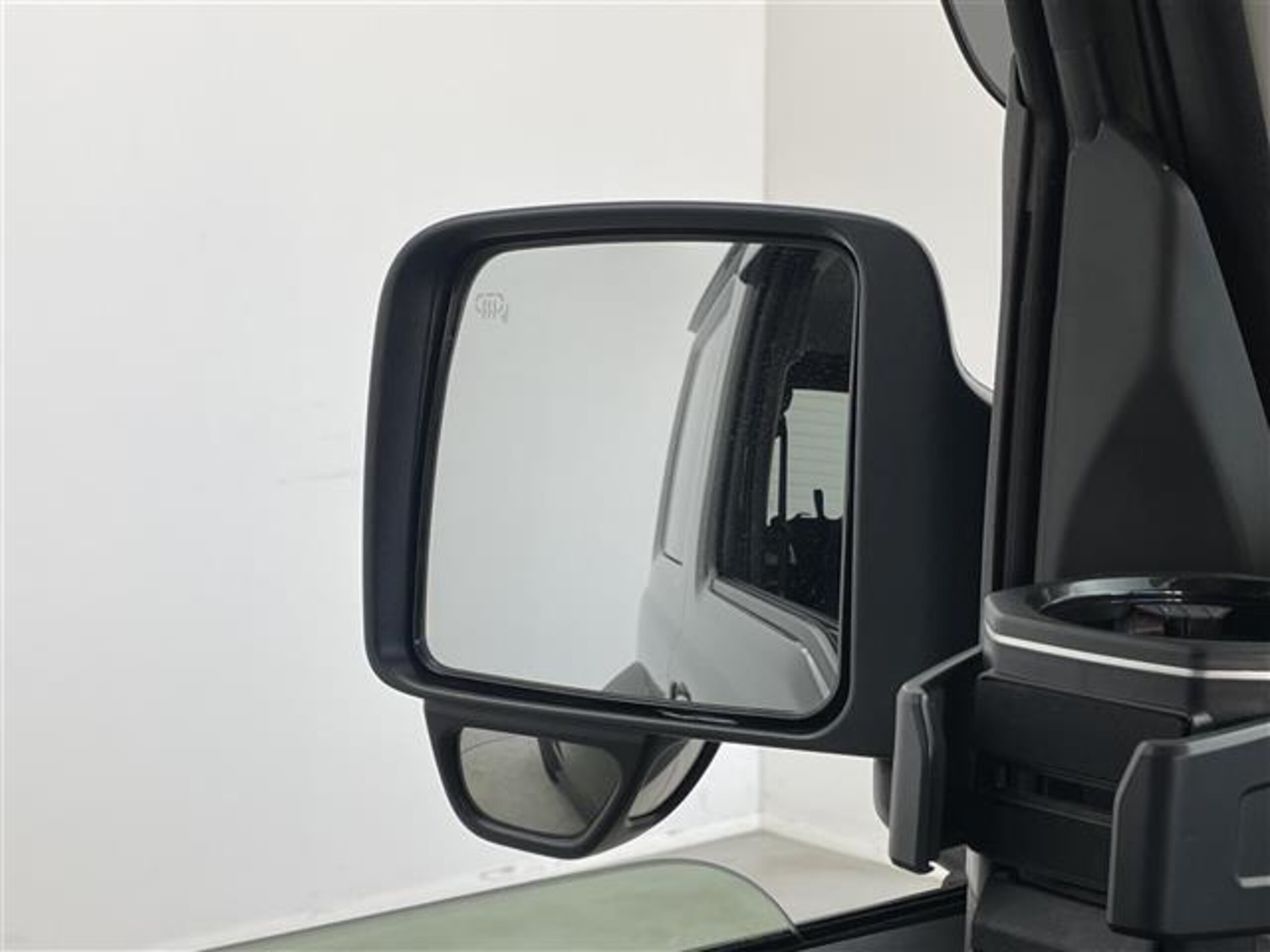 Suzuki Jimny Sierra 1.5 JL 4WD — photo 8