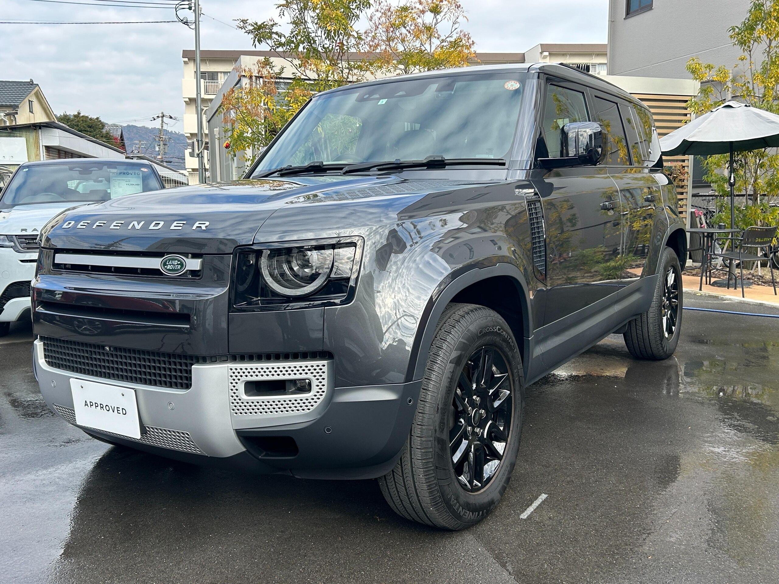 2023 Landrover Defender — photo 3