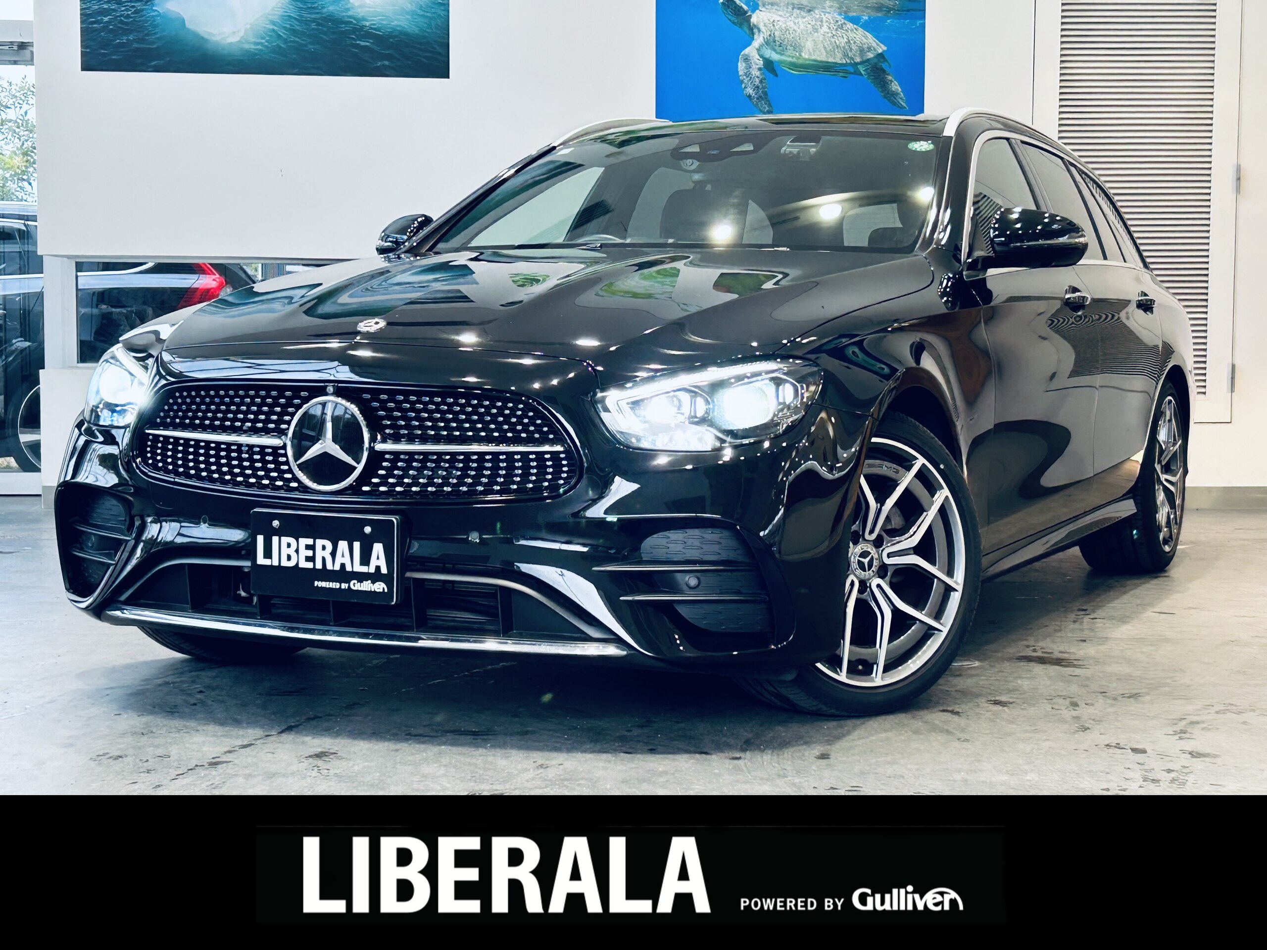 Mercedes-Benz E-Class Wagon E200 Sport (BSG) Leather EXC Radar Safety Panorama SR HUD ACC Burmester Factory Navi TV 360° Apple CarPlay 19-inch AW LED Ambient Lighting Power Tailgate Wireless Charging Black Leather Memory Power Seat Seat Heater BSM (Obsidian Black)