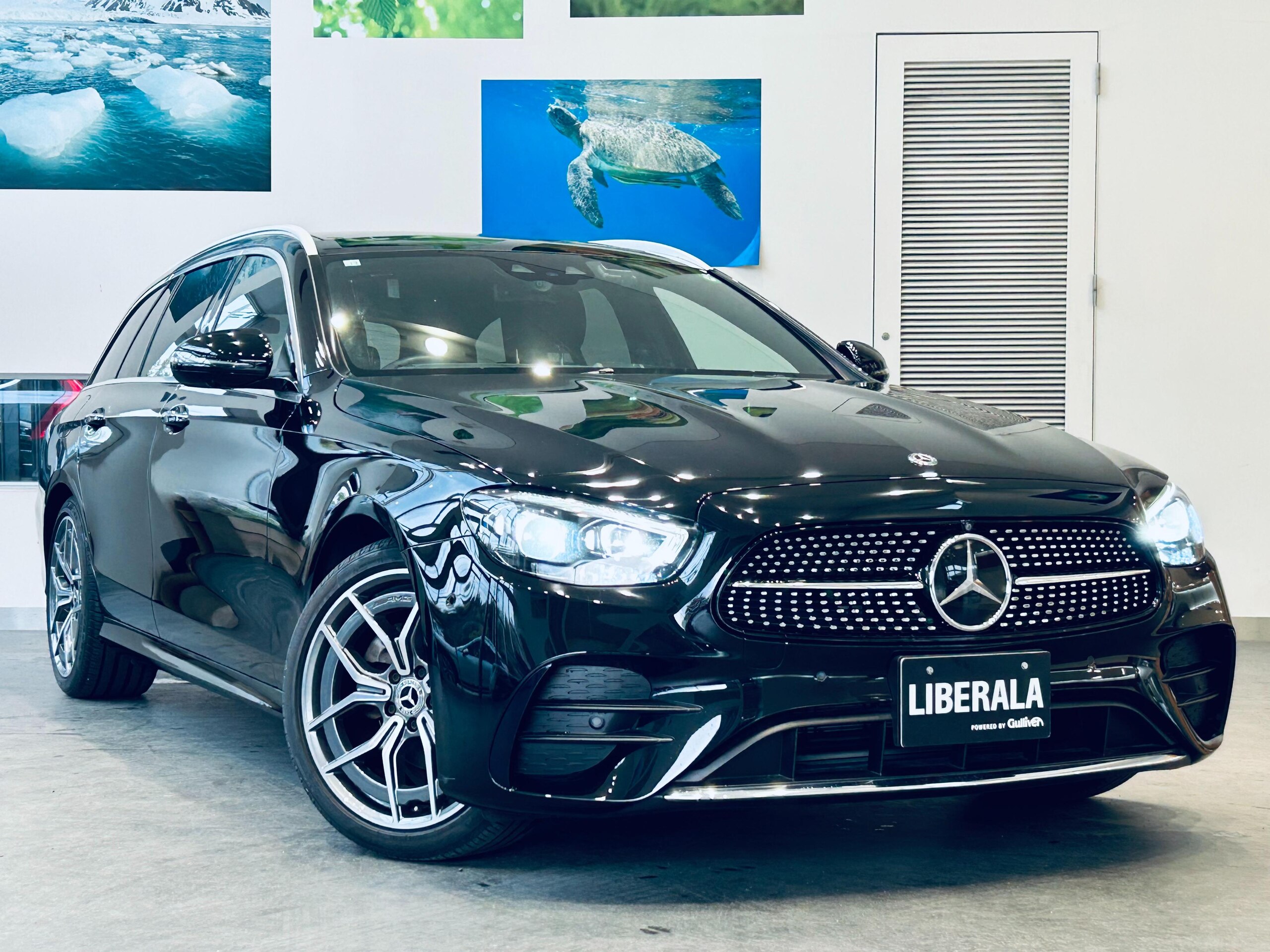 Mercedes-Benz E-Class Wagon E200 Sport (BSG) Leather EXC Radar Safety Panorama SR HUD ACC Burmester Factory Navi TV 360° Apple CarPlay 19-inch AW LED Ambient Lighting Power Tailgate Wireless Charging Black Leather Memory Power Seat Seat Heater BSM (Obsidian Black) — photo 7