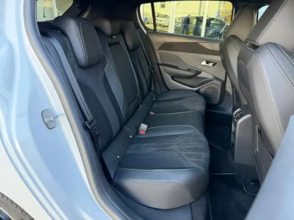 Peugeot 308GT Hybrid Mild Hybrid New Car Warranty Transfer Our Shop (Okenite White) — photo 7