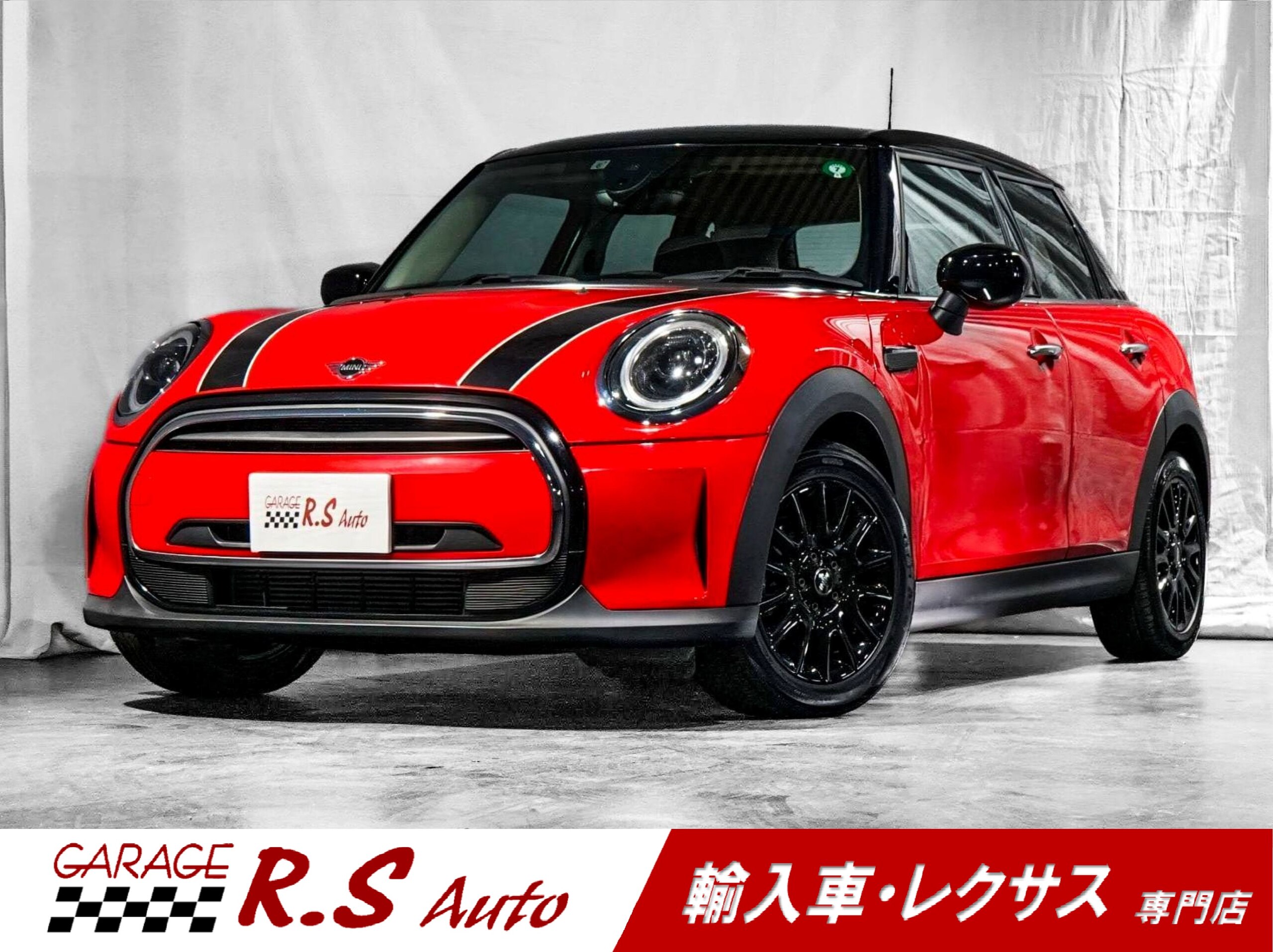 Mini Cooper D 5-Door DCT Classic Trim F55 Late Model Diesel Collision Mitigation Braking Non-Smoking TV Navigation LED Headlights Rear Camera Turbo Half Black Leather 16AW Cruise Control Bluetooth Connection Bonnet Stripe Intelligent Safety (Chili Red Solid/Black Roof)