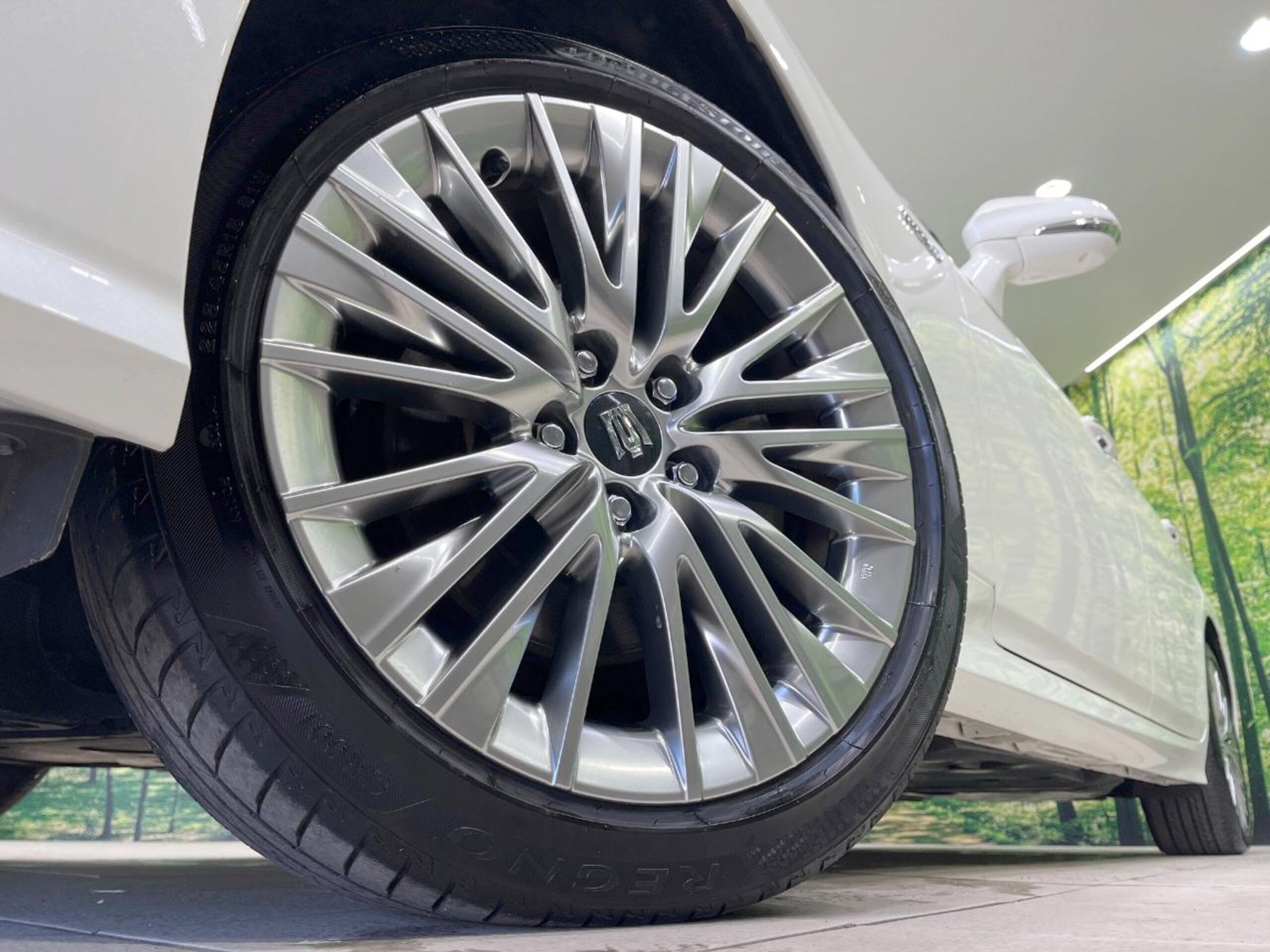 Toyota Crown Hybrid 2.5 S Four Elegance Style 4WD — photo 9