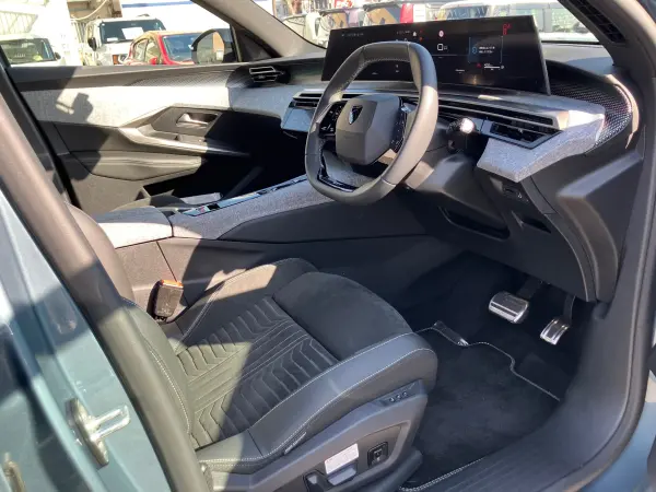 Peugeot 3008 GT Alcantara Package Hybrid One Owner Genuine Navi ETC Front/Rear Dashcam Active Safety Brake Active Cruise Control Blind Spot Monitor Lane Keep Assist Clearance Sonar 360 Vision (Ingaro Blue) — photo 7