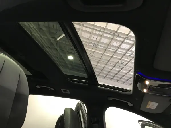 Mercedes-Benz E-Class Wagon E200 Avantgarde AMG Line Package (with ISG) MP202401 Leather Exclusive Package Advanced Package Digital Interior Package Panoramic Sliding Roof (Opaque White) — photo 9