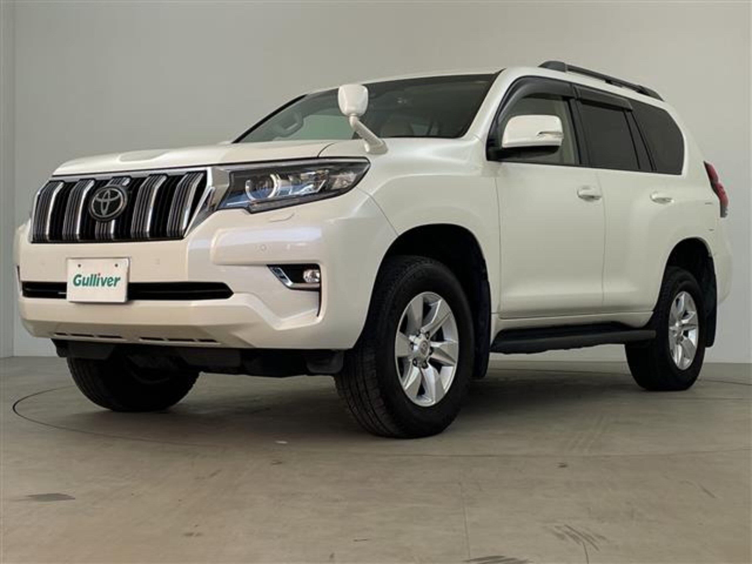 Toyota Land Cruiser Prado 2.7 TX L Package 4WD — photo 8