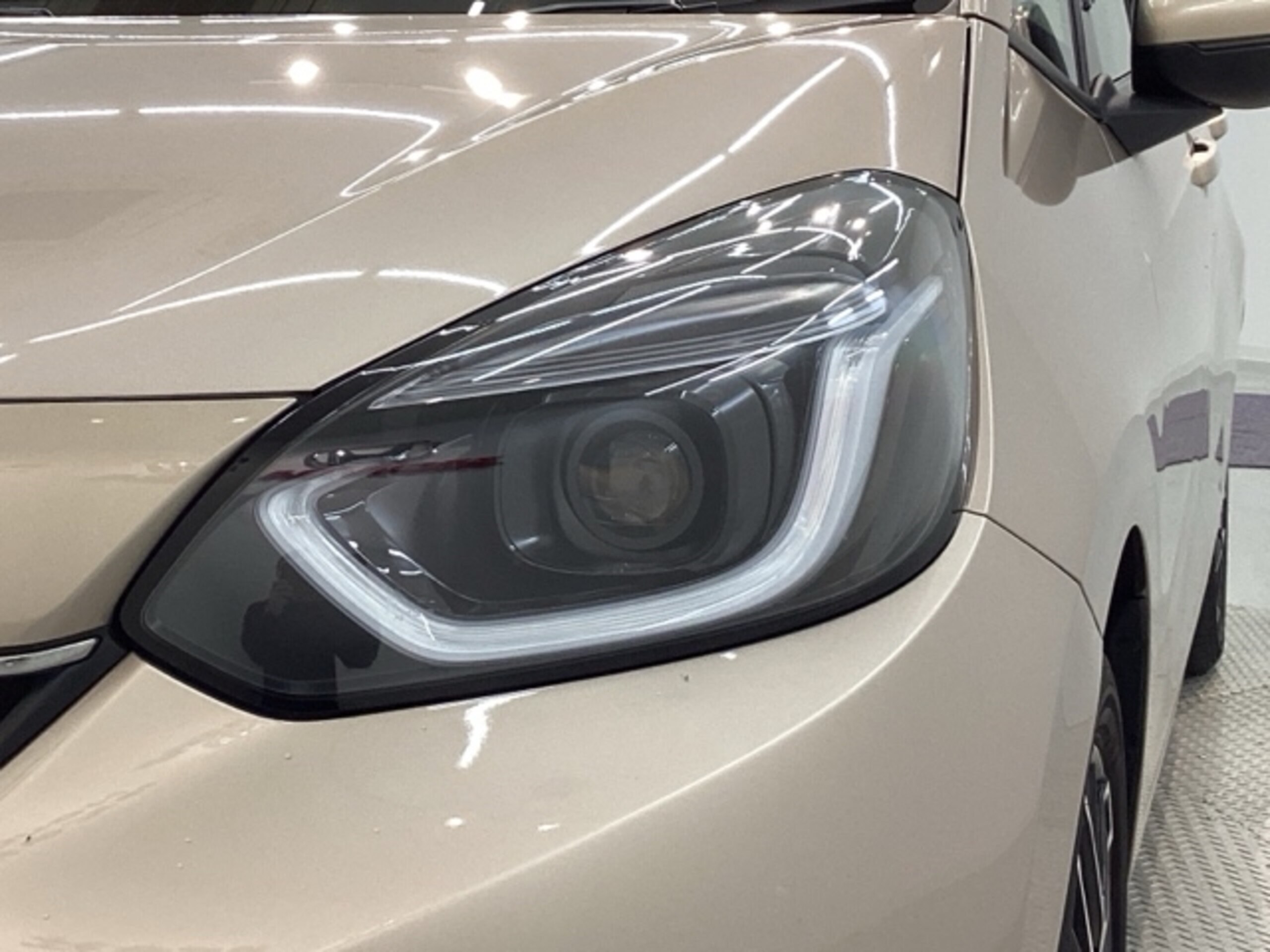 Honda Fit 1.5 e:HEV Home H SENSING 5-Year Warranty One-Owner Navigation VXU-225FTi TV Rear Camera CD Recording BT Audio DVD Drive Recorder ETC LED Lights VSA Cruise Control Alloy Wheels Smart Key (Rose Gold Metallic) — photo 7