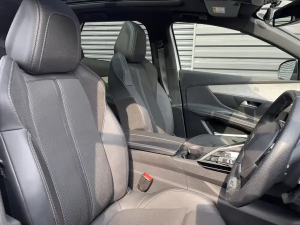 Peugeot 3008 GT — photo 7