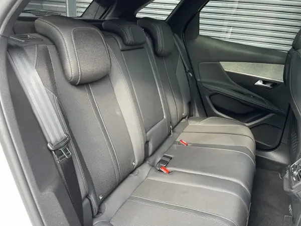 Peugeot 3008 GT — photo 8