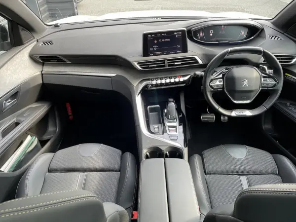 Peugeot 3008 GT — photo 9