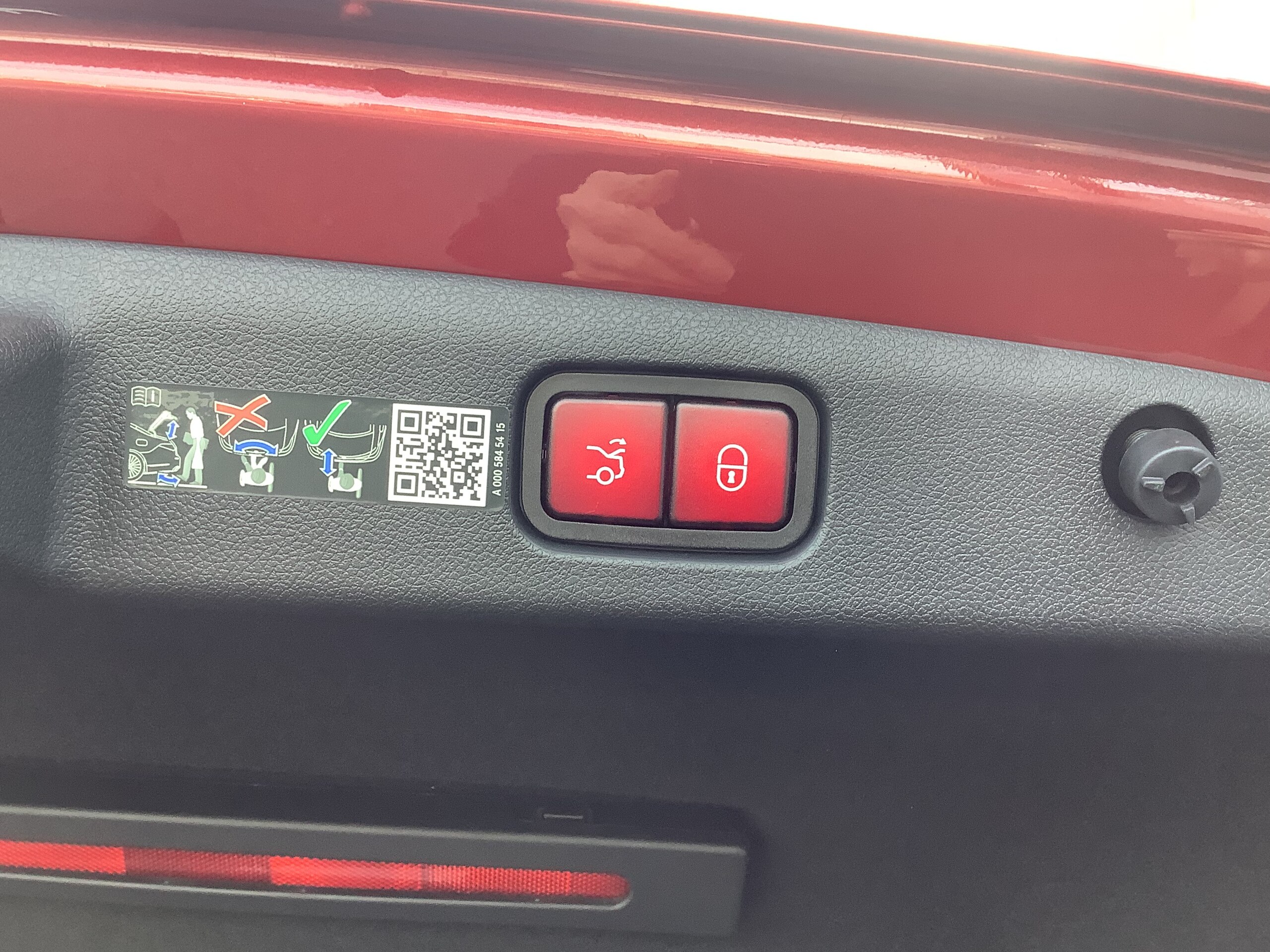 Mercedes-Benz E-Class E220 d Avantgarde (ISG) Diesel Turbo MP202401 AMG Line Advanced Digital Interior Leather Exclusive Package (Hyacinth Red) — photo 8