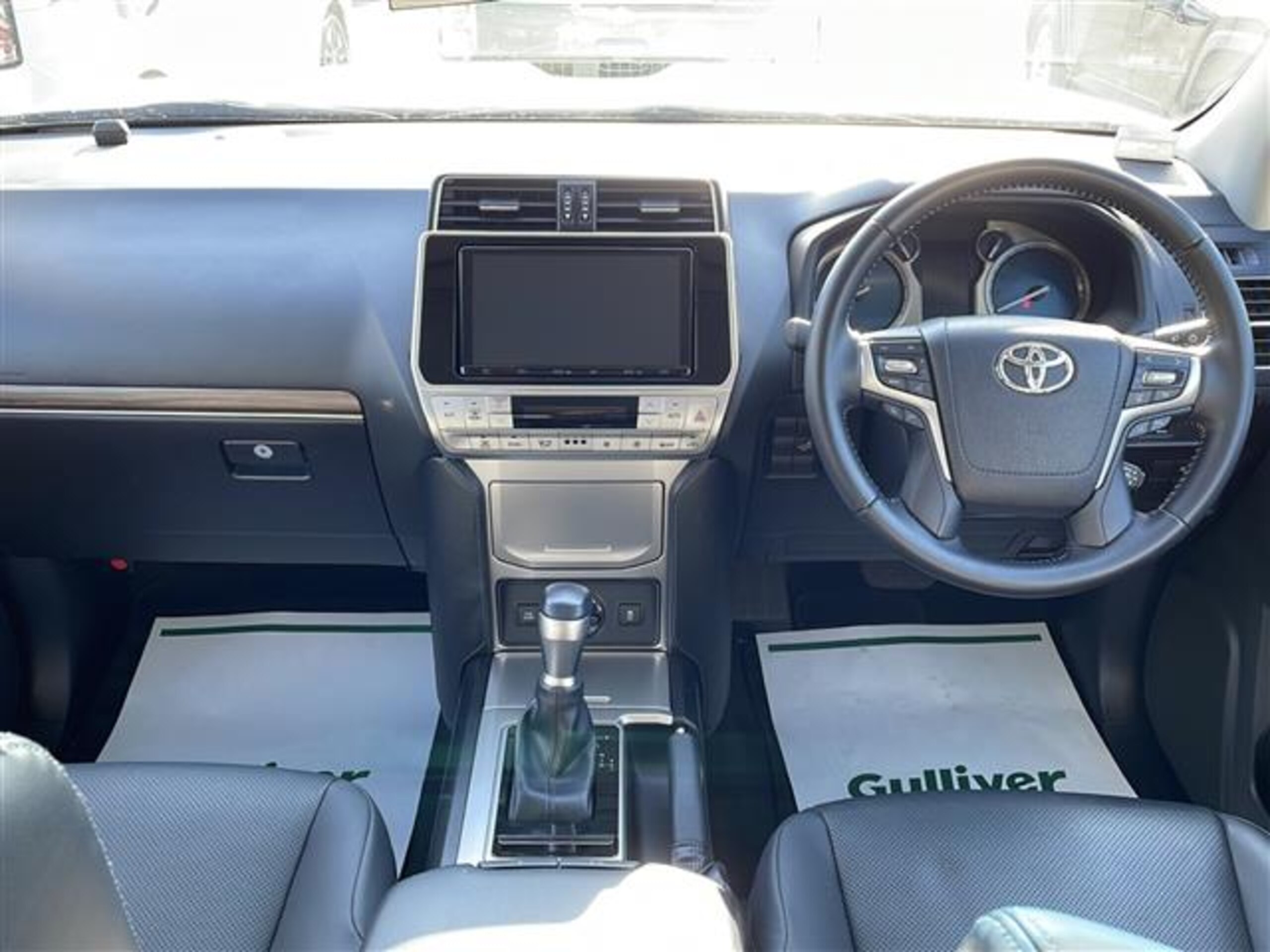 2023 Toyota Landcruiser Prado — photo 2