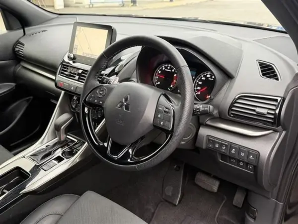 2024 Mitsubishi Eclipse Cross — photo 8 | Tuminion Kenya