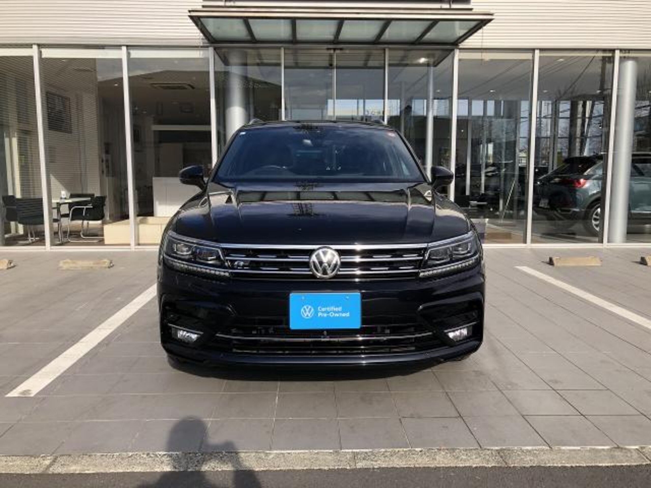 2019 Volkswagen Tiguan — photo 2