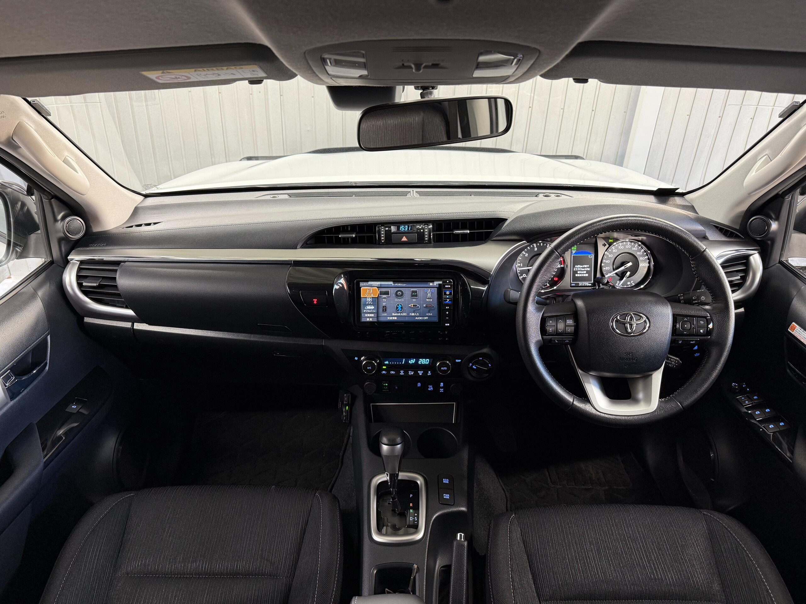 2021 Toyota Hilux — photo 2