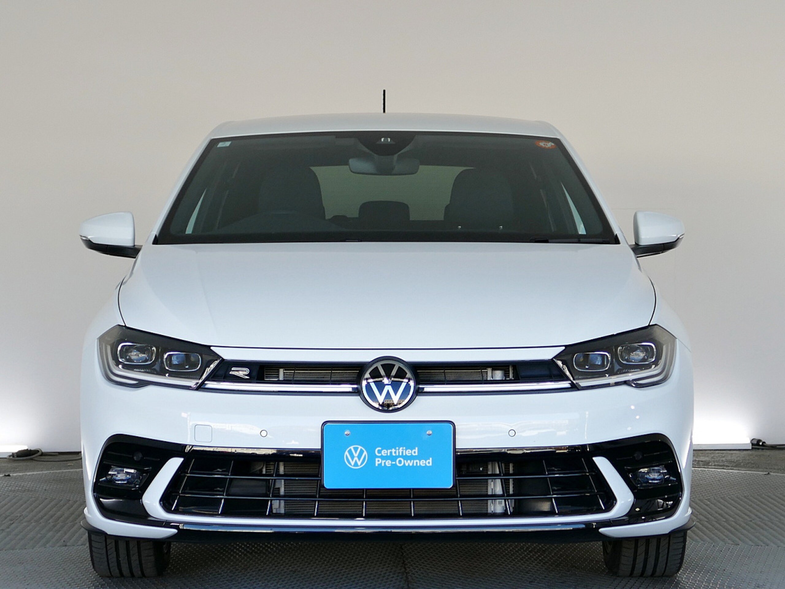 2024 Volkswagen Polo — photo 2