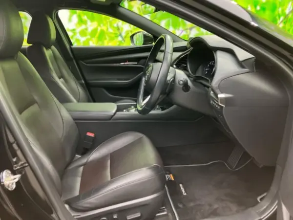 Mazda MAZDA3 Fastback 2.0 20S Proactive Touring Selection — photo 8