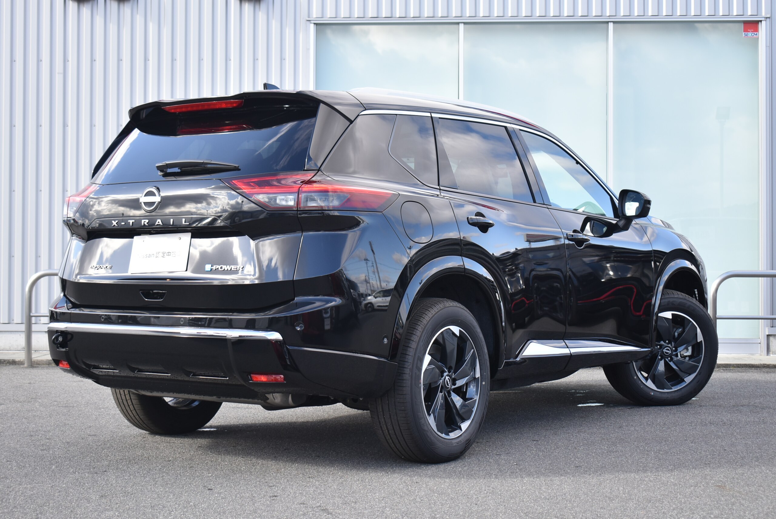 2025 Nissan Xtrail — photo 2