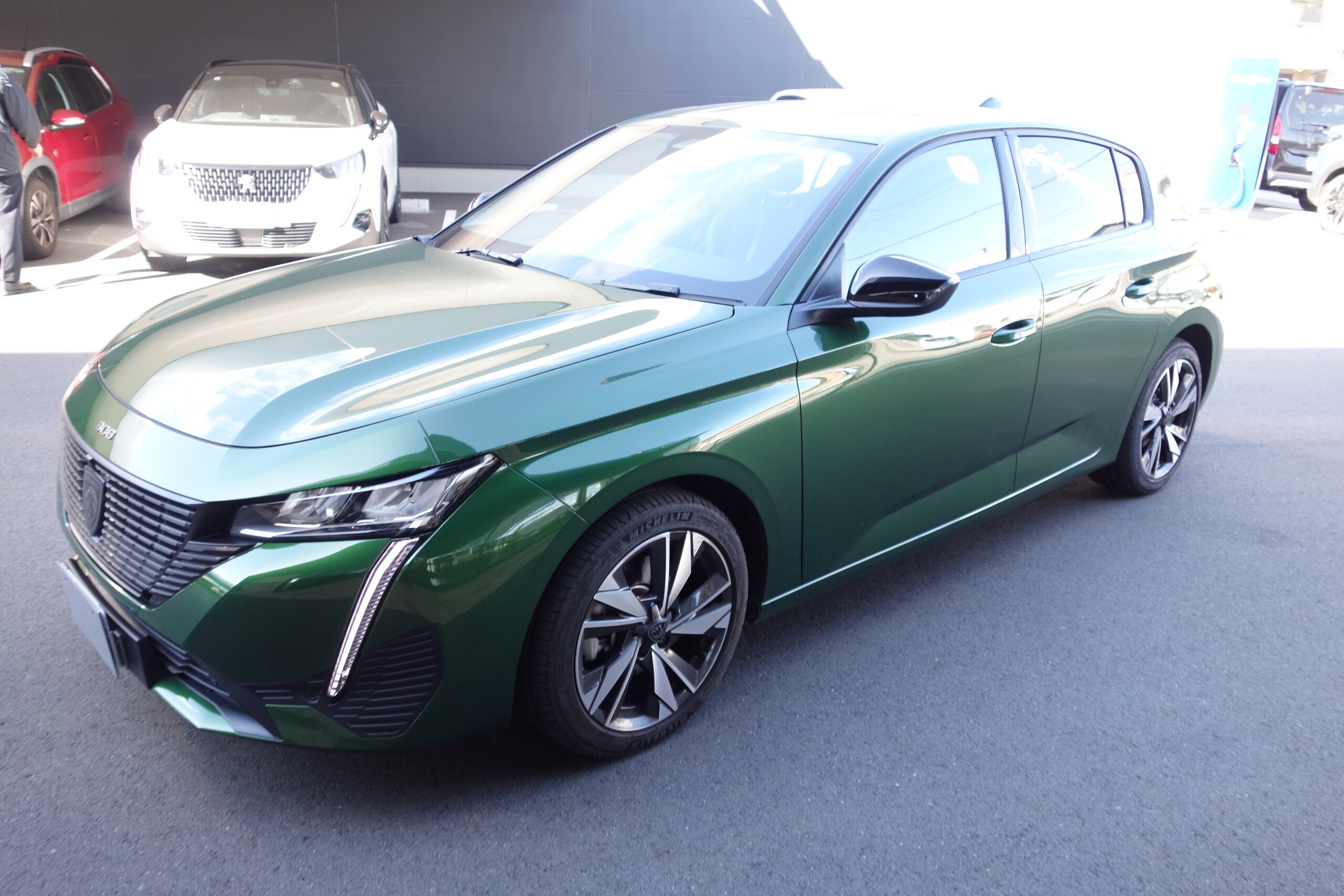 2023 Peugeot 308 — photo 2