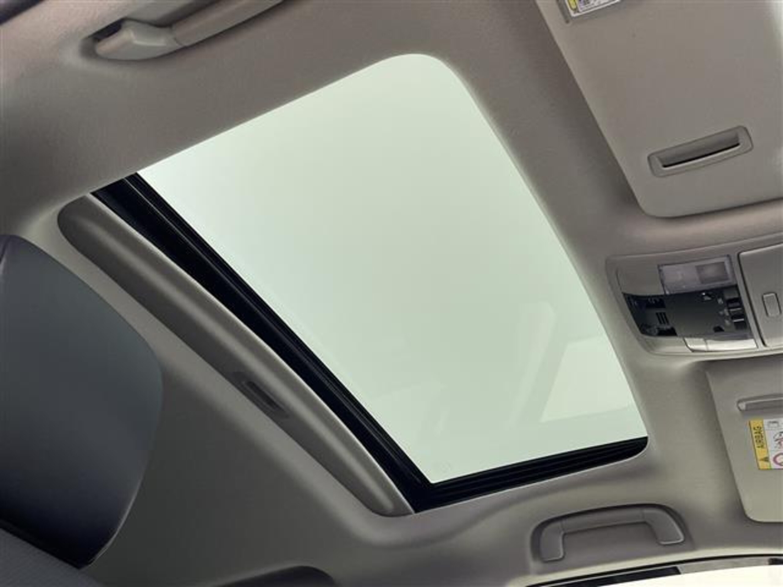 2022 Toyota Landcruiser Prado — photo 2