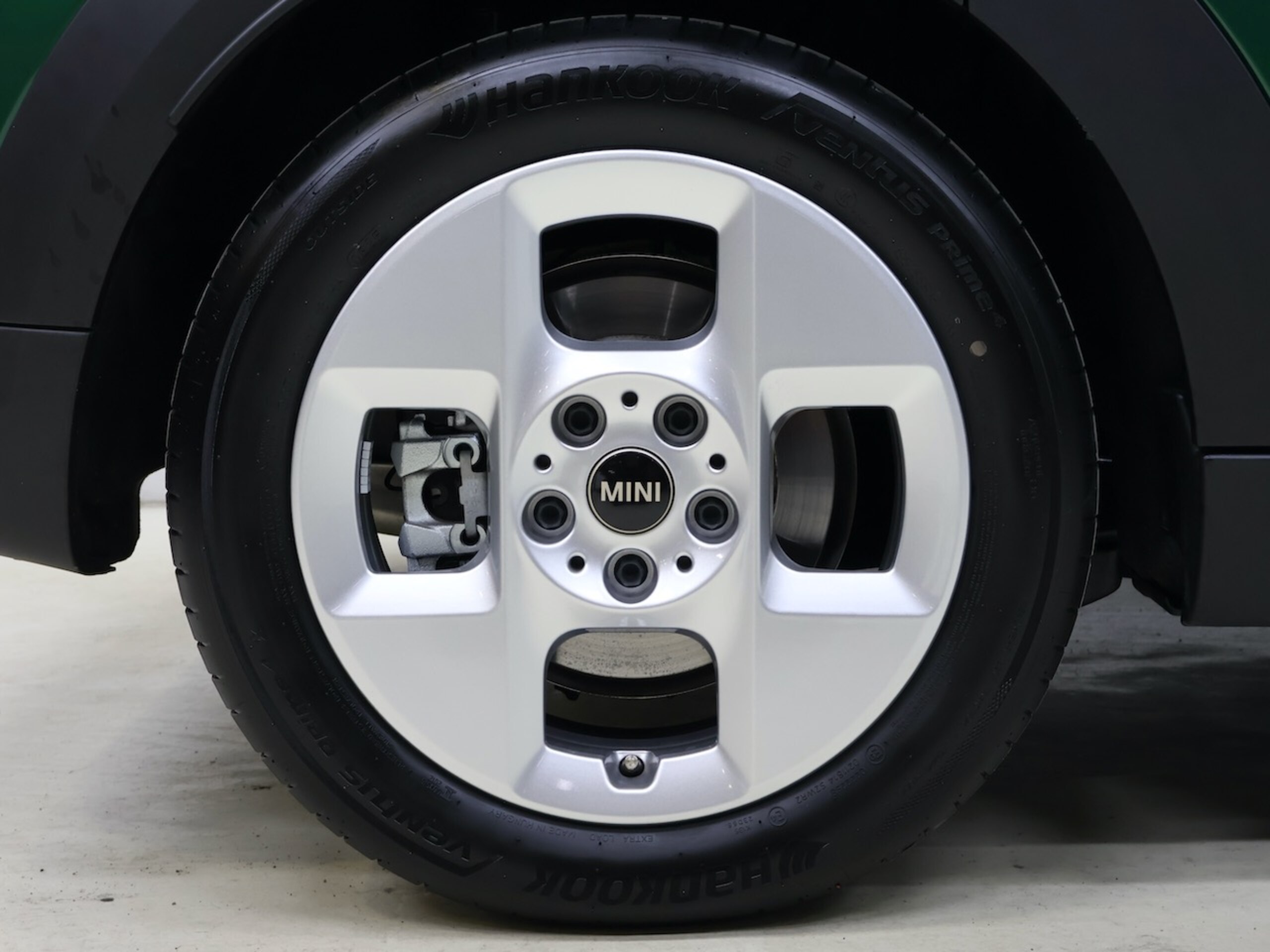 Mini Cooper C 5-Door DCT Certified Used Car — photo 7