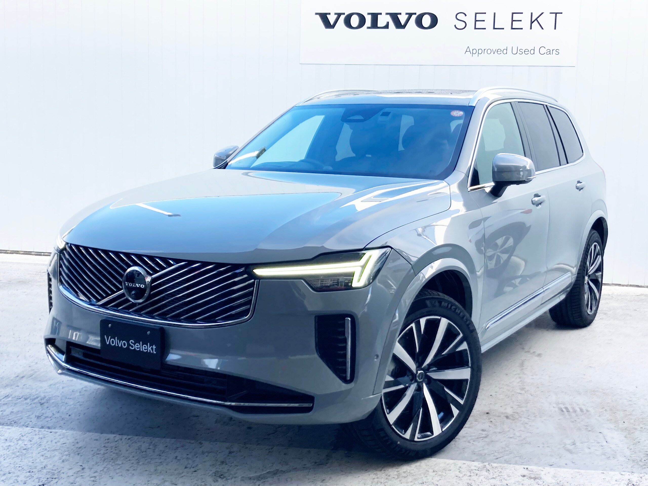 Volvo XC90 Ultimate B5 AWD 4WD 2025 Model VOLVO SELEKT Demo Car