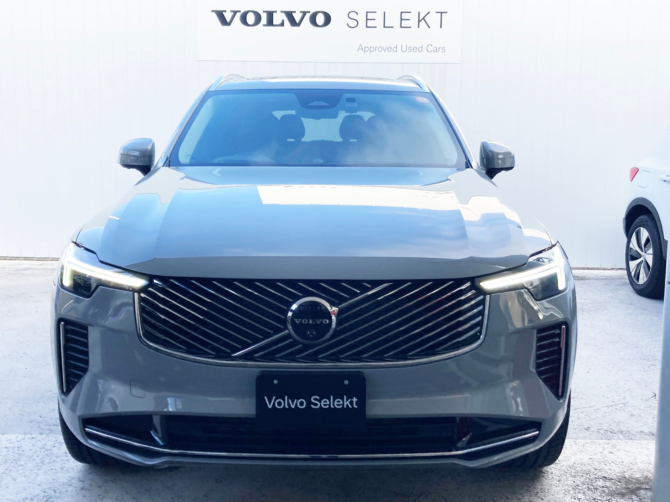 Volvo XC90 Ultimate B5 AWD 4WD 2025 Model VOLVO SELEKT Demo Car — photo 9