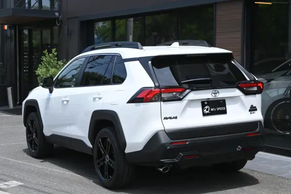 2025 Toyota  Rav4 — photo 3