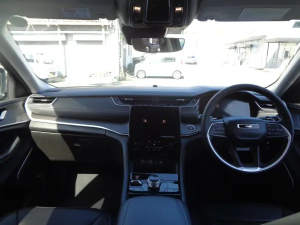 2024 Jeep Grand Cherokee — photo 9 | Tuminion Kenya
