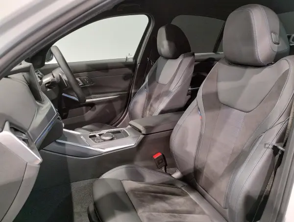 BMW 3 Series 318i M Sport Edition Shadow — photo 9